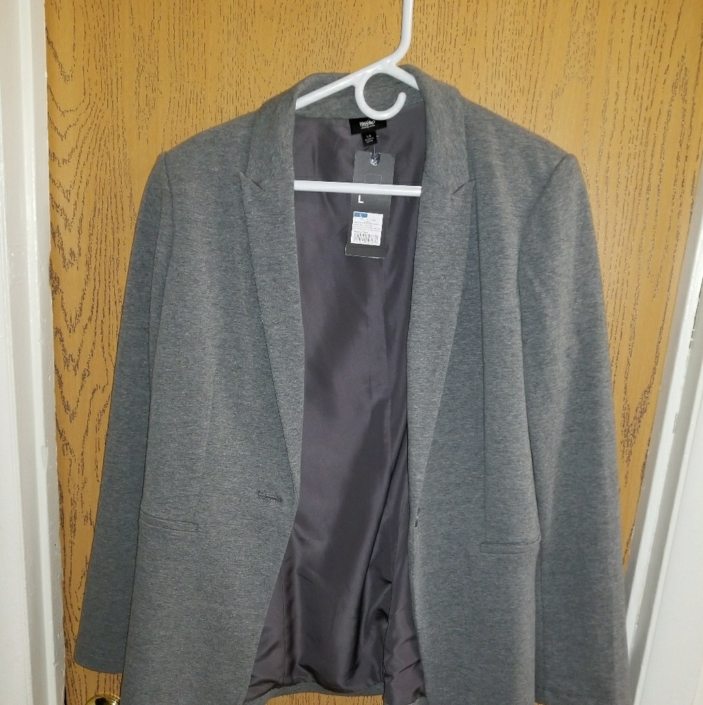 Grey blazer